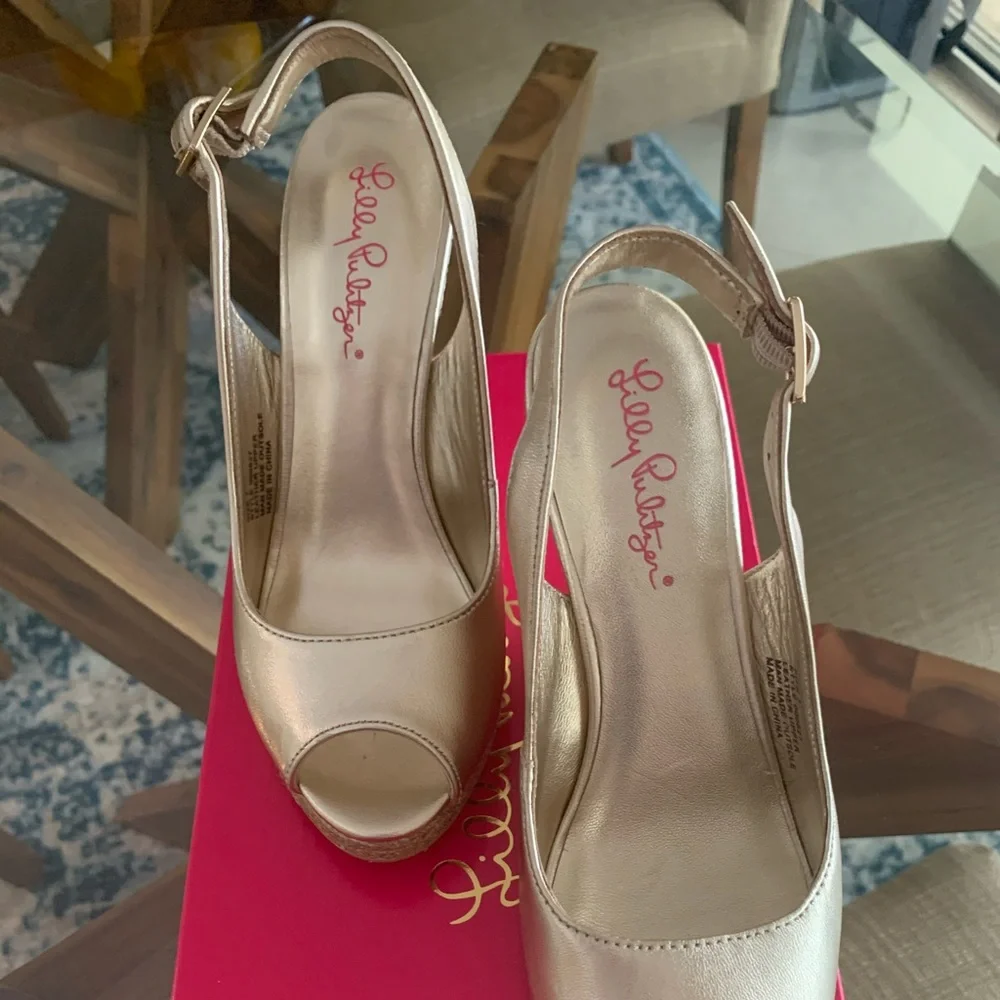 Lilly Pulitzer Metallic Rose Gold Wedge Sandals